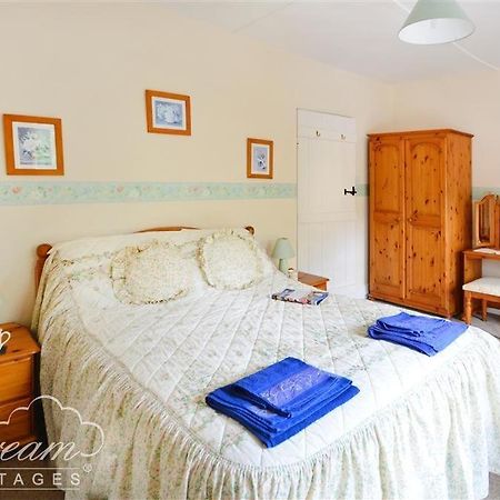 Moreton  Brickyard Cottage מראה חיצוני תמונה