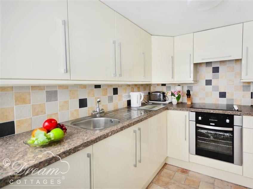 Moreton  Brickyard Cottage מראה חיצוני תמונה